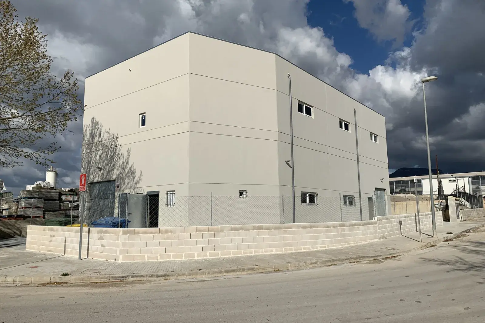 Nave industrial de nueva construcción en Mallorca